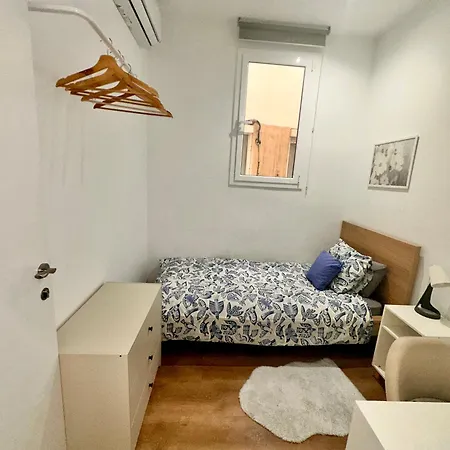 2 Ronda Sant Pau منزل للإقامة
