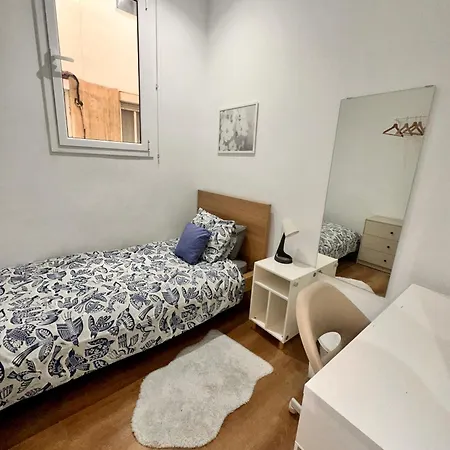 2 Ronda Sant Pau منزل للإقامة برشلونة